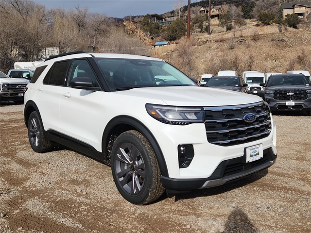 2026 Ford Explorer Active's photo