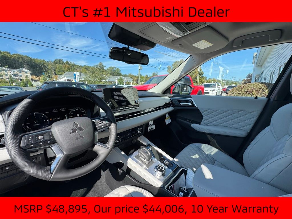2025 Mitsubishi Outlander PHEV SEL photo 8