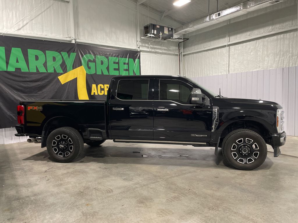 2024 Ford F-350 Platinum photo 2