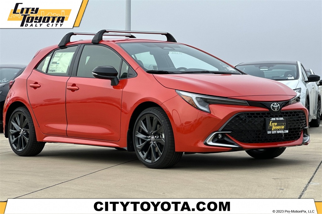 2026 Toyota Corolla Hatchback XSE's photo