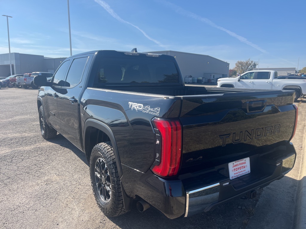 2022 Toyota Tundra SR5 photo 4