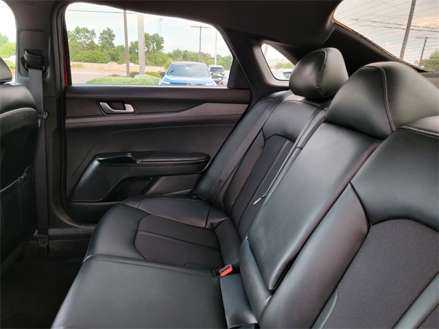 2022 Kia K5 GT-Line photo 14