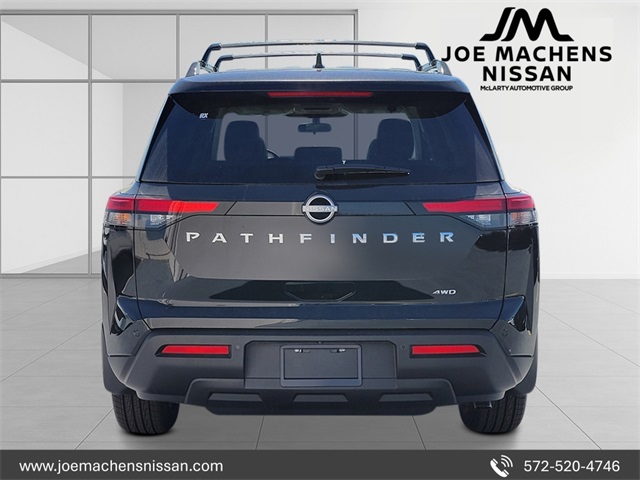 2025 Nissan Pathfinder SV photo 4