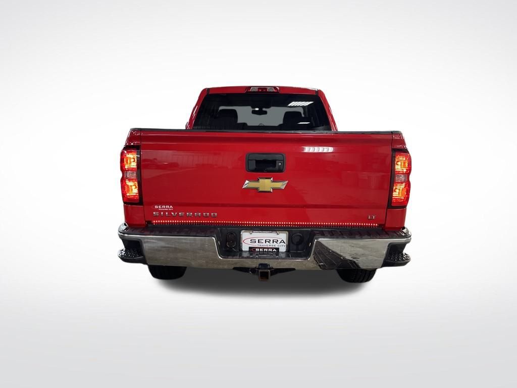 2018 Chevrolet Silverado 1500 LT photo 4