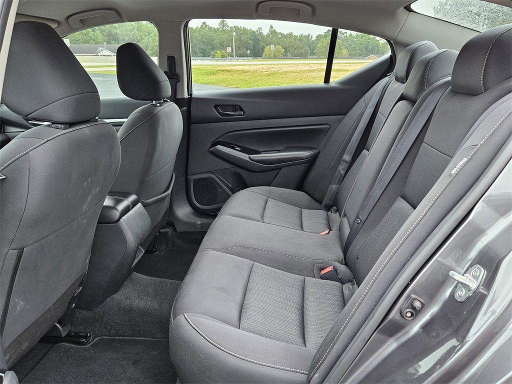 2023 Nissan Altima 2.5 SV photo 6