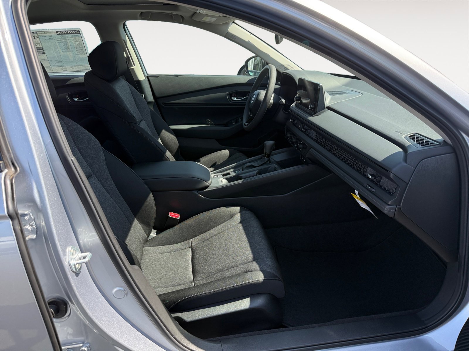 2025 Honda Accord SE photo 19
