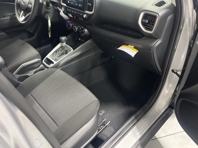 2026 Hyundai Venue SE photo 21