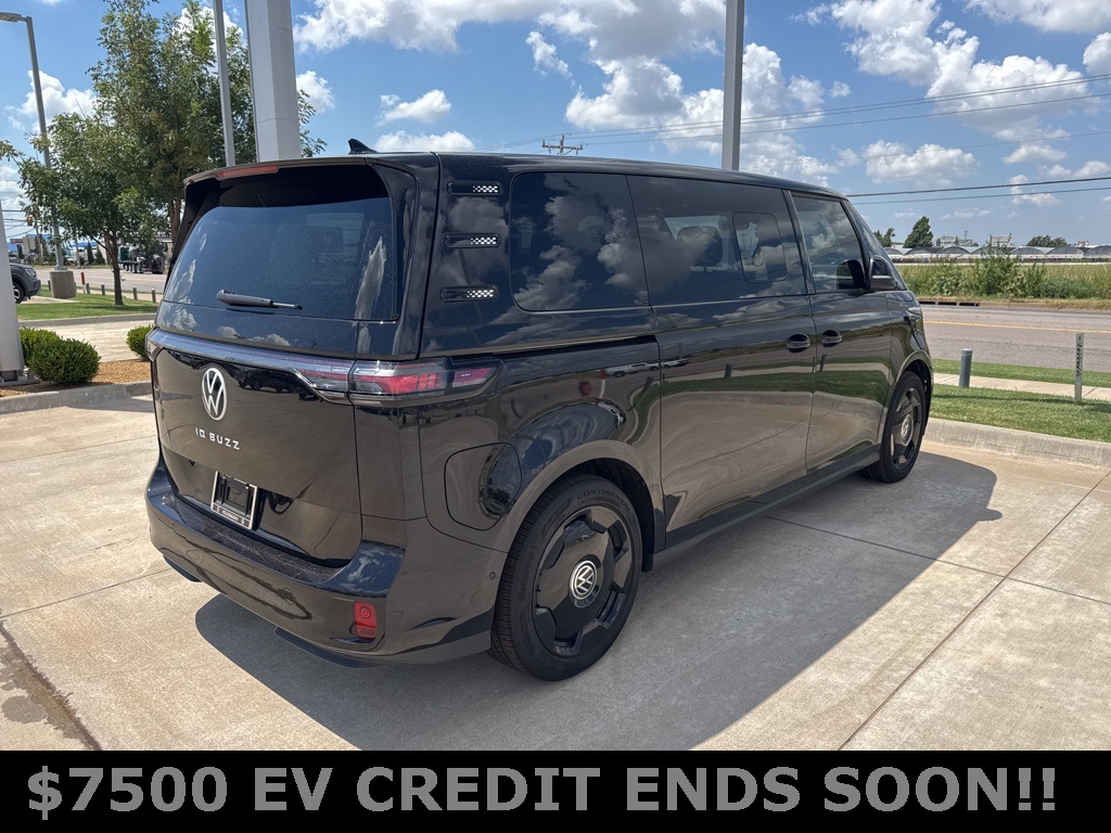 2025 Volkswagen ID. Buzz Pro S photo 4