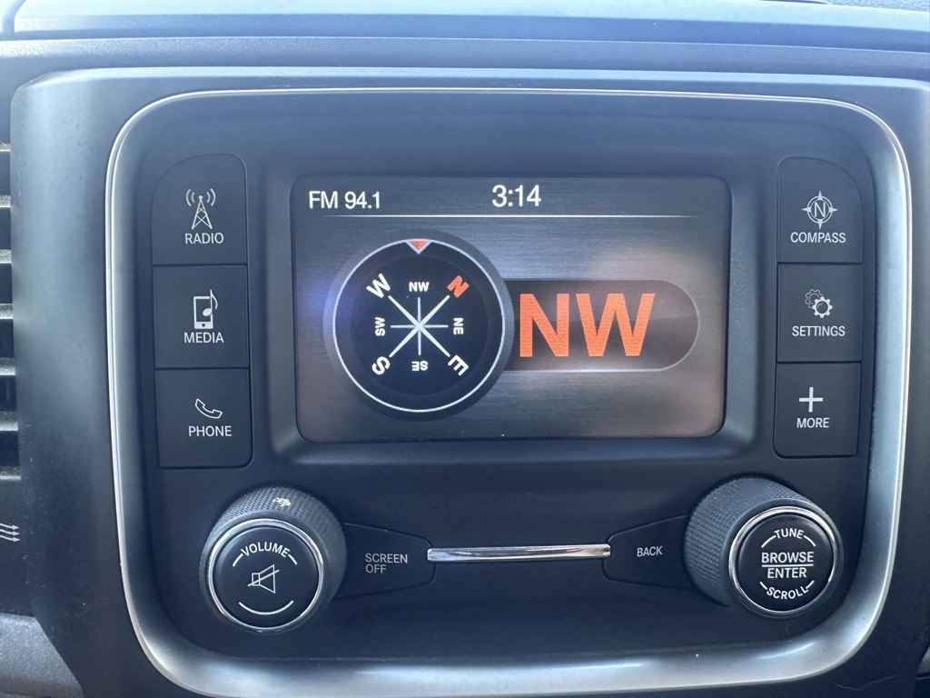 2018 Ram 2500 Tradesman photo 11