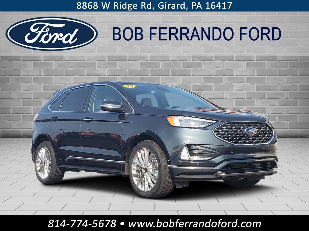 2023 Ford Edge Titanium's photo
