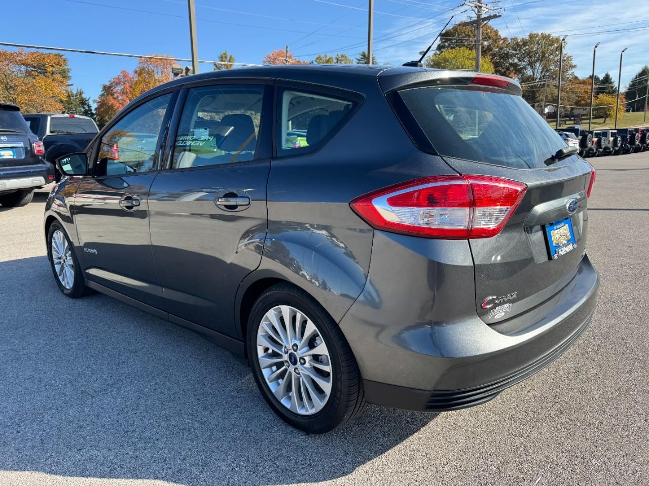 2017 Ford C-Max Hybrid SE photo 4