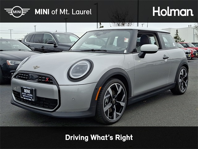 2025 MINI Hardtop 2 Door S's photo