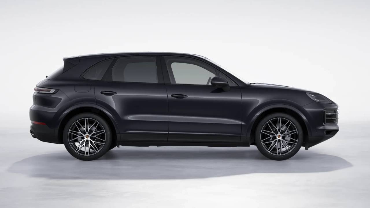 2026 Porsche Cayenne photo 3