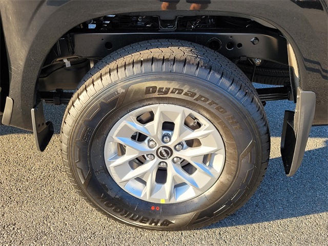 2026 Nissan Frontier S photo 7