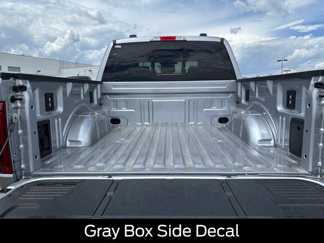 2025 Ford F-150 XLT photo 18