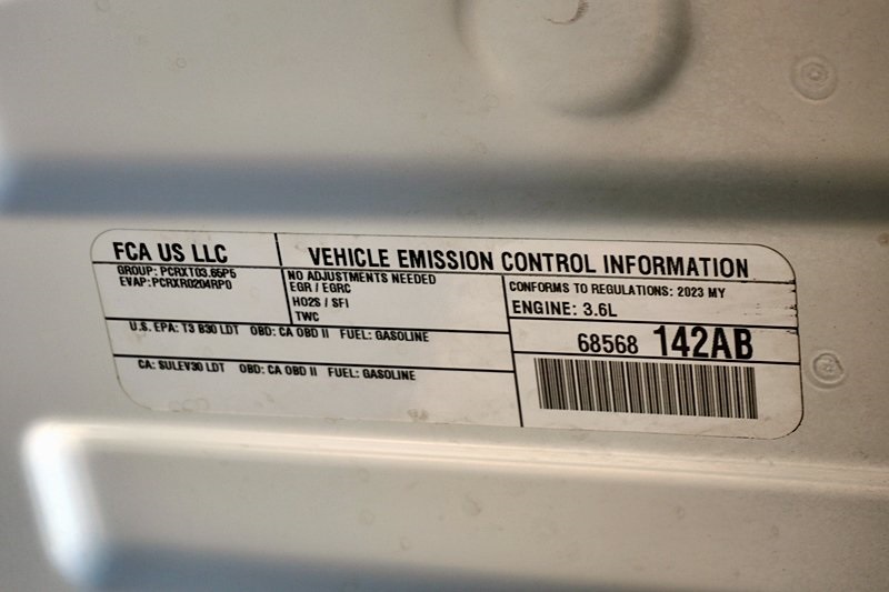 Used 2023 White Jeep Limited image 38