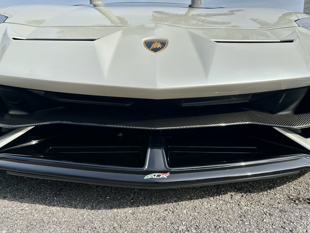 2020 Lamborghini Aventador SVJ Roadster photo 41