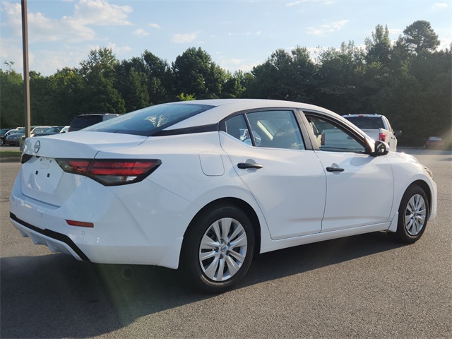 2025 Nissan Sentra S photo 3