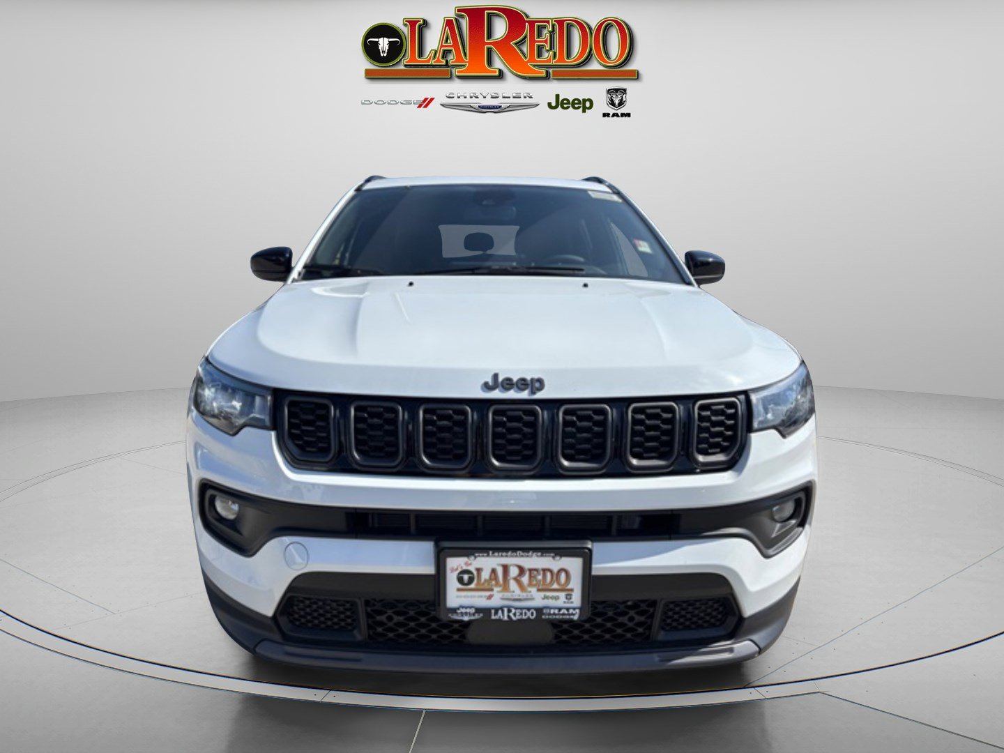 2026 Jeep Compass Latitude Altitude photo 2