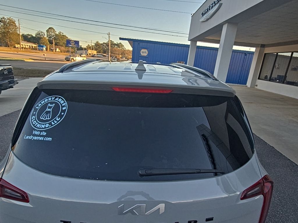 2022 Kia Telluride SX photo 3