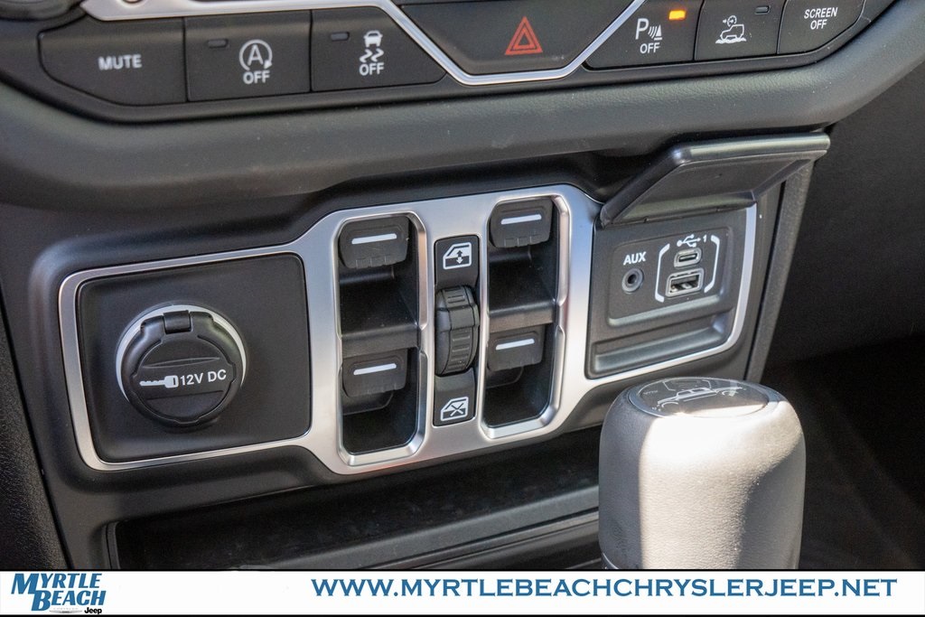 2025 Jeep Gladiator Sport photo 22