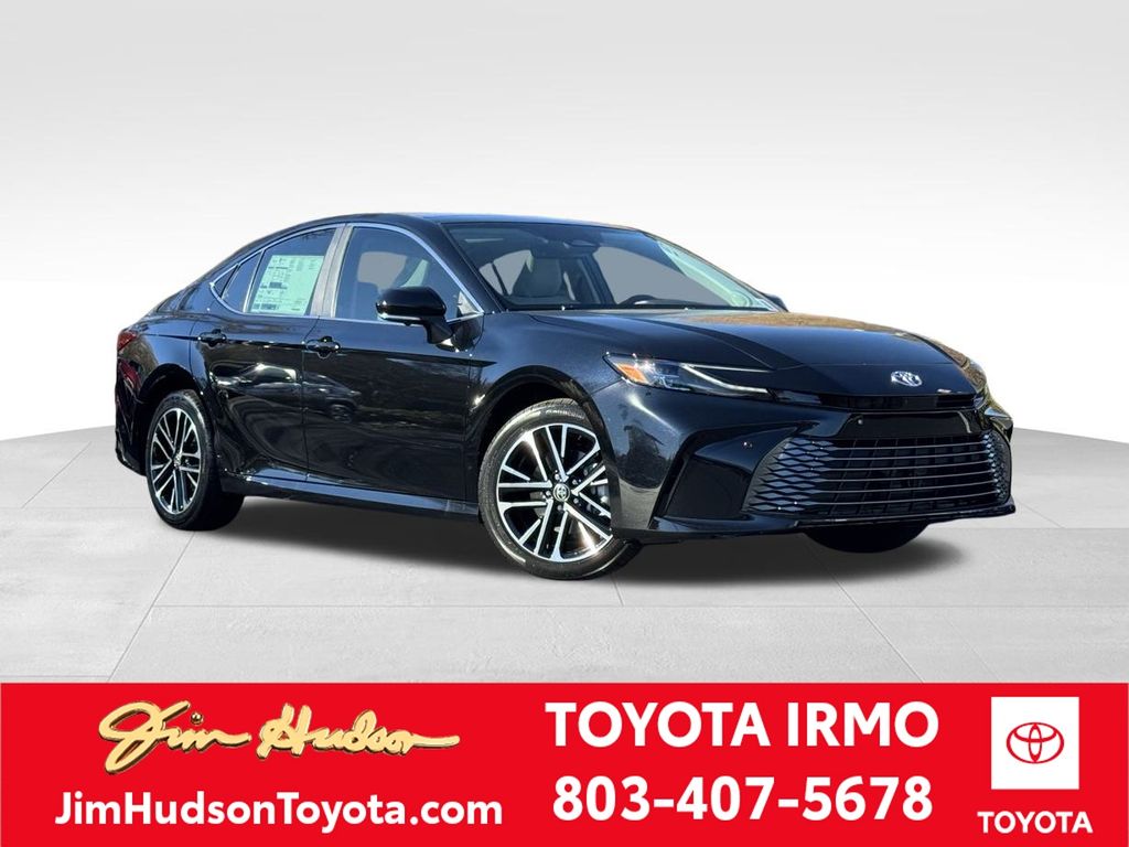 2026 Toyota Camry XLE's photo