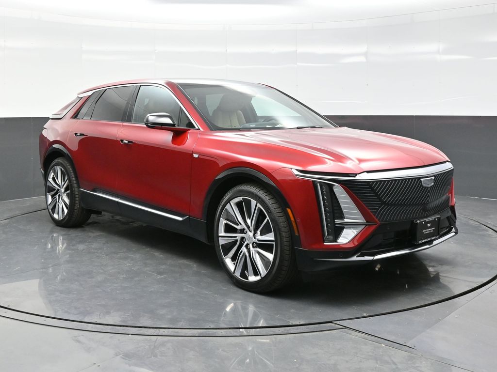 2025 Cadillac LYRIQ Luxury 3's photo