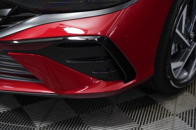 2025 Hyundai Elantra Hybrid Limited photo 41