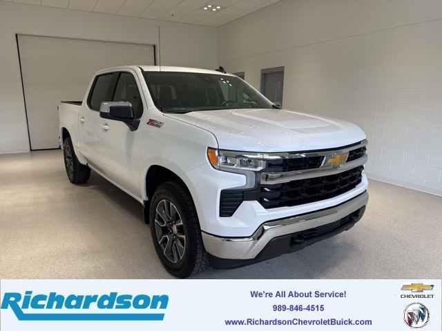 2025 Chevrolet Silverado 1500 LT's photo