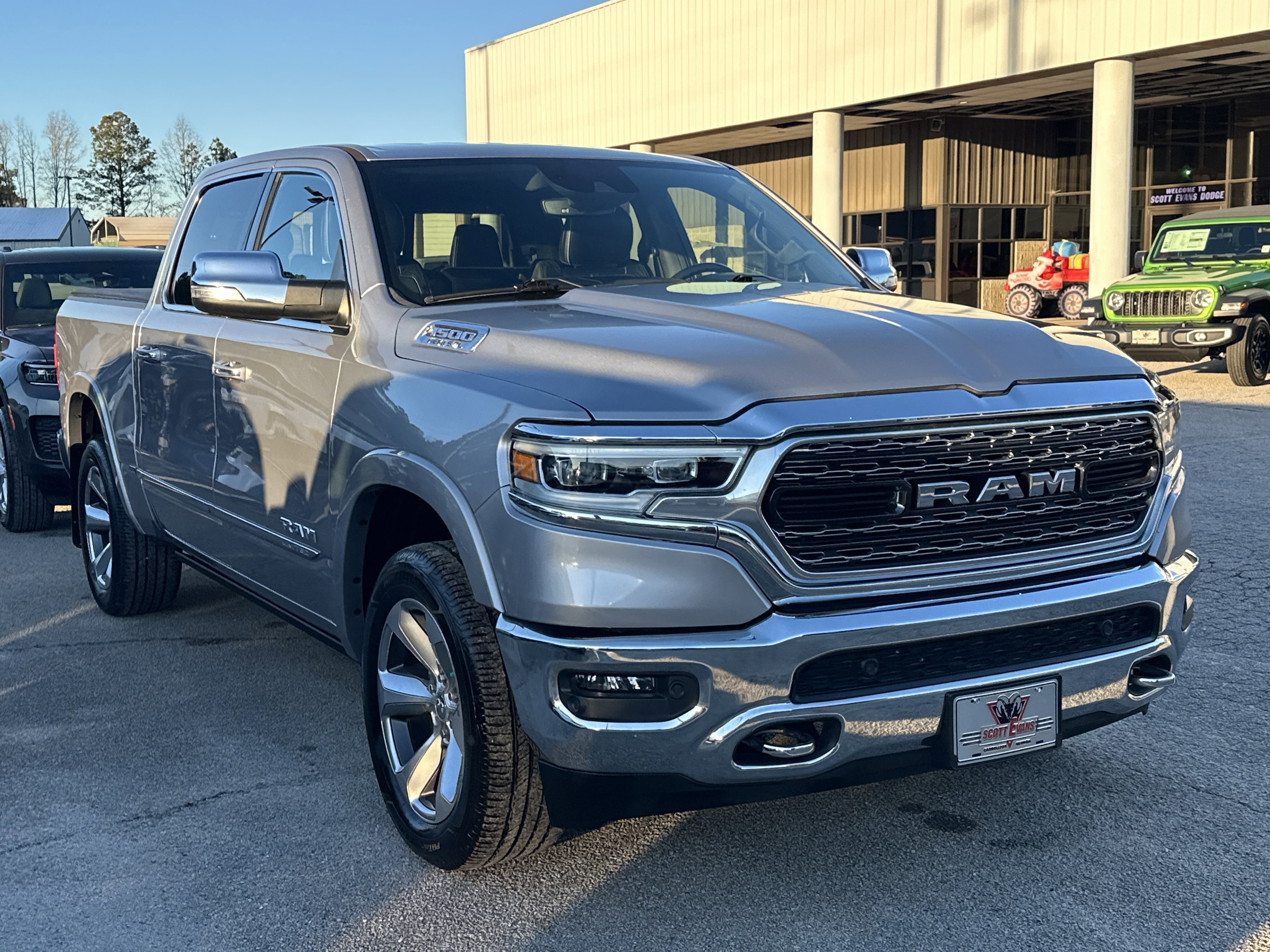 2022 RAM Ram 1500 Pickup Limited's photo