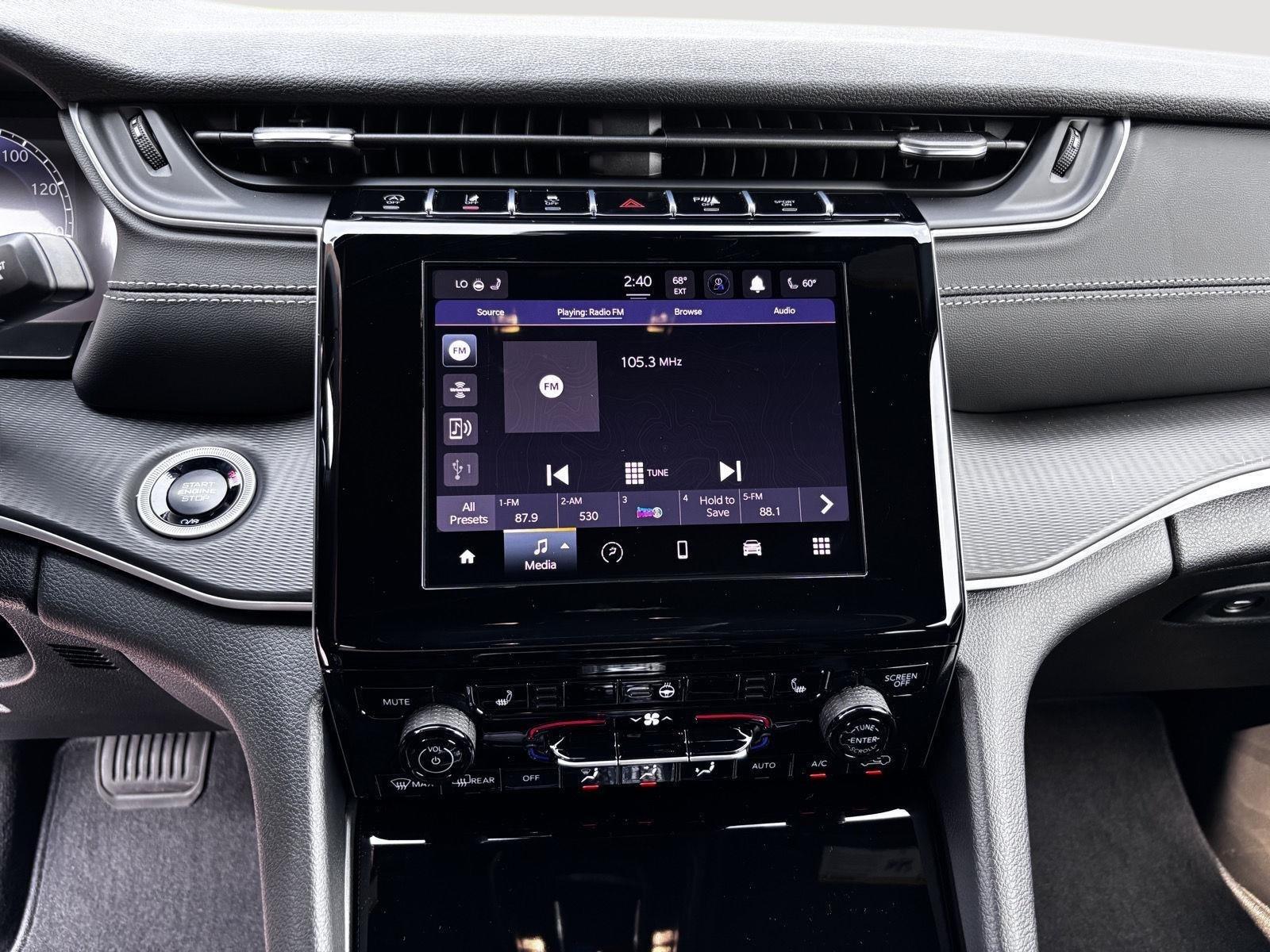 2025 Jeep Grand Cherokee Laredo photo 20