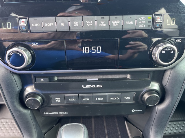 2022 Lexus GX 460 photo 17