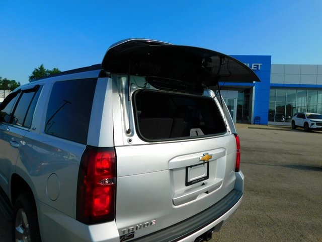 2017 Chevrolet Tahoe LT photo 24