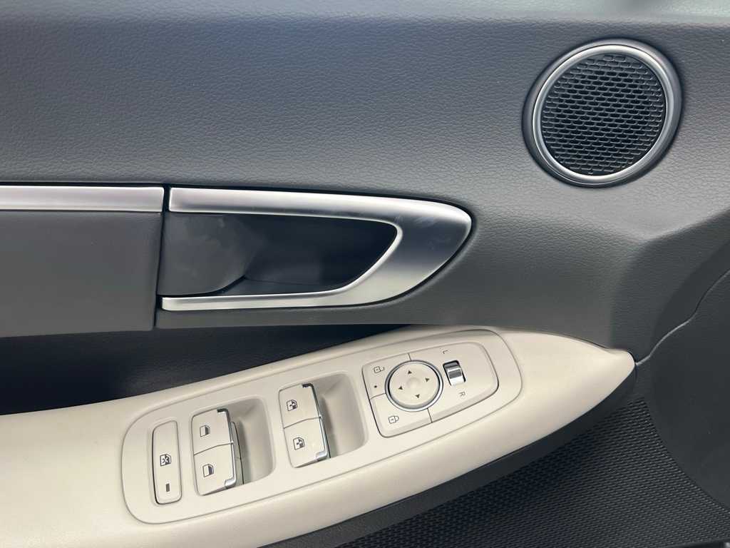 2024 Hyundai Sonata SEL Convenience photo 30