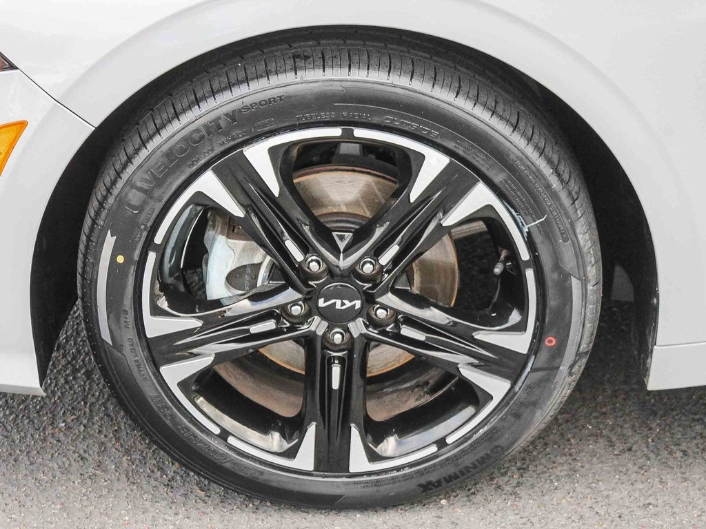 2023 Kia K5 GT-Line photo 6