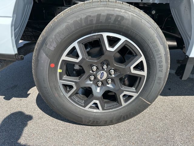 2025 Ford F-150 STX photo 33