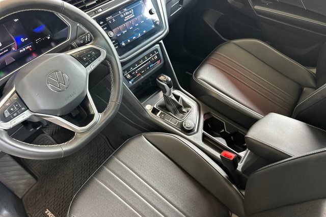 2024 Volkswagen Tiguan SE Wolfsburg Edition photo 10