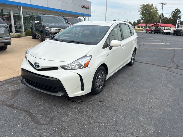 2017 Toyota Prius V Two photo 2