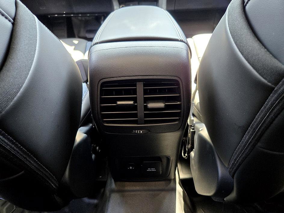 2025 Ford Bronco Sport Outer Banks photo 11