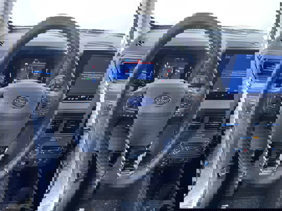 2025 Ford Maverick photo 15