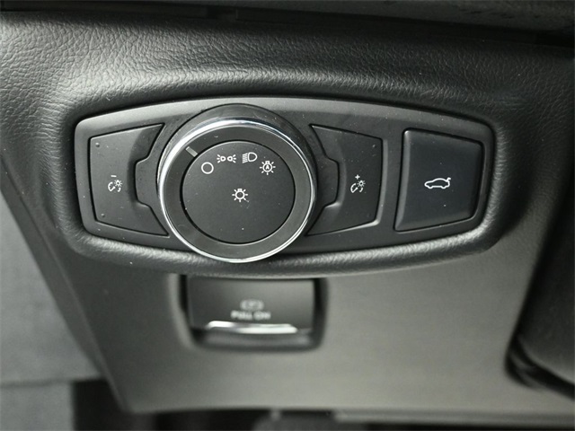 2017 LINCOLN MKZ - Image 11