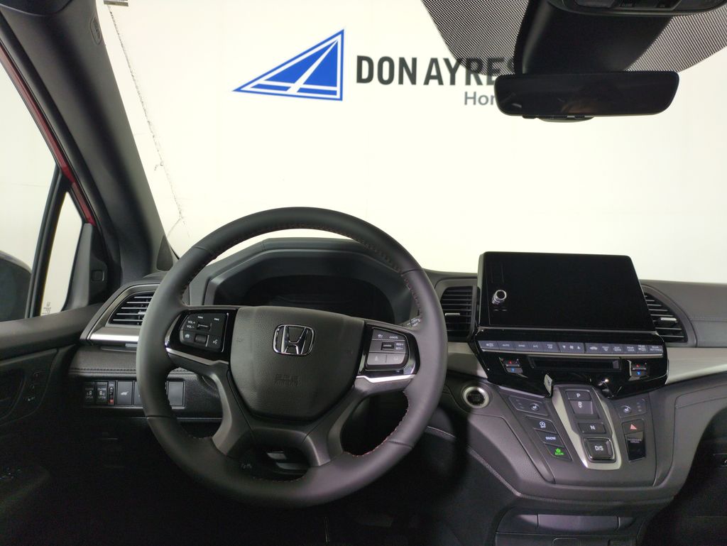 2026 Honda Odyssey photo 12