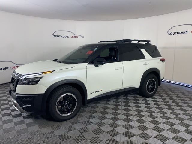 2023 Nissan Pathfinder Rock Creek photo 2