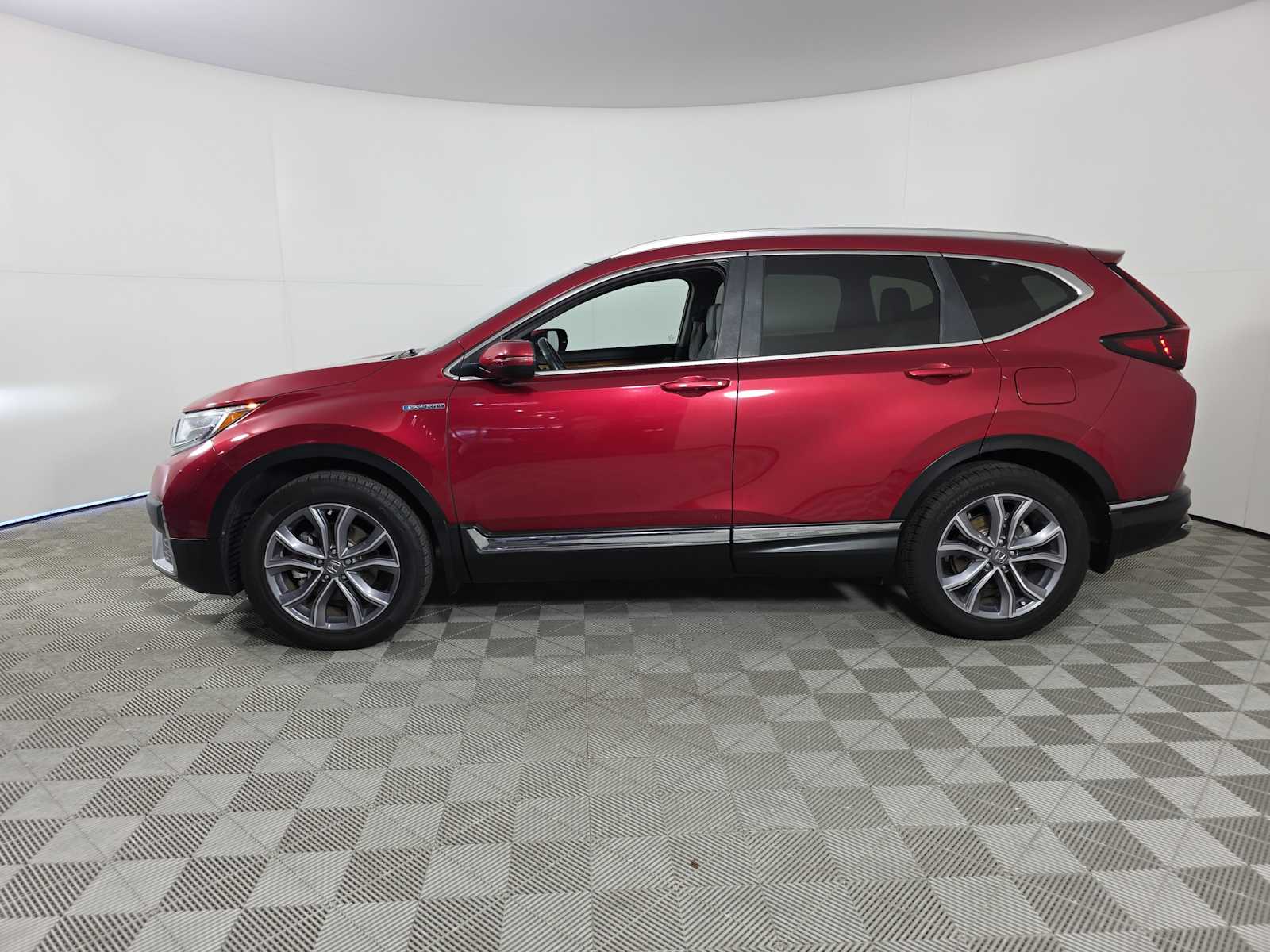 2020 Honda CR-V Hybrid Touring photo 4