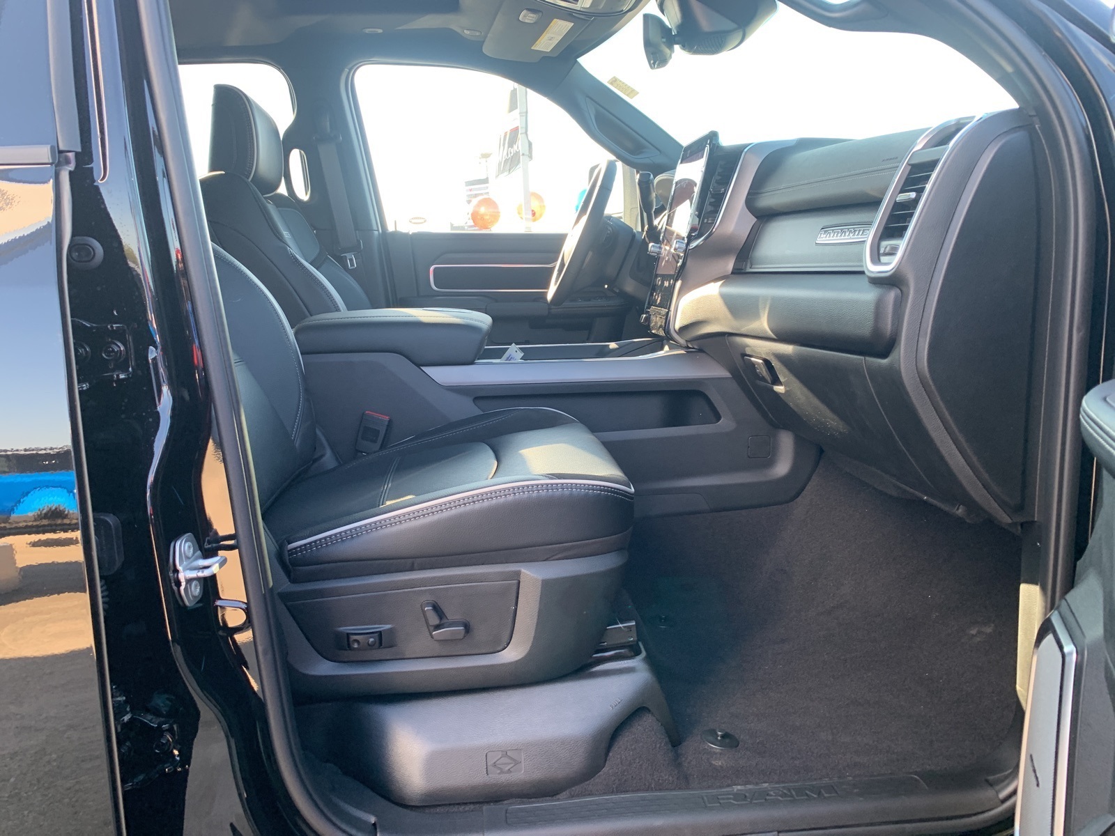 2026 Ram 2500 Laramie photo 19