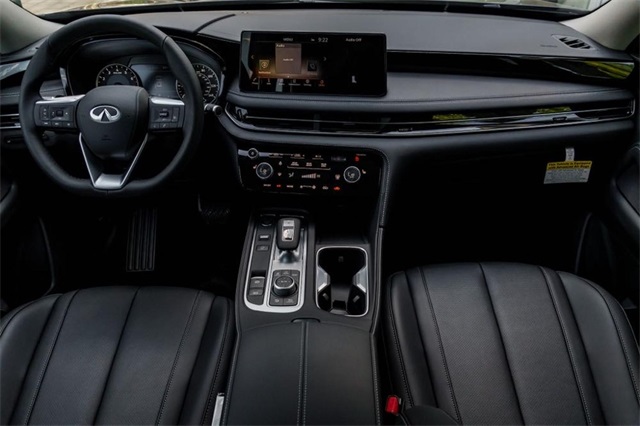 2025 Infiniti QX60 Pure photo 18