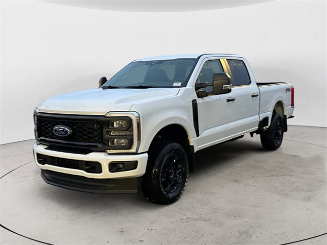 2026 Ford F-350 Super Duty XL's photo