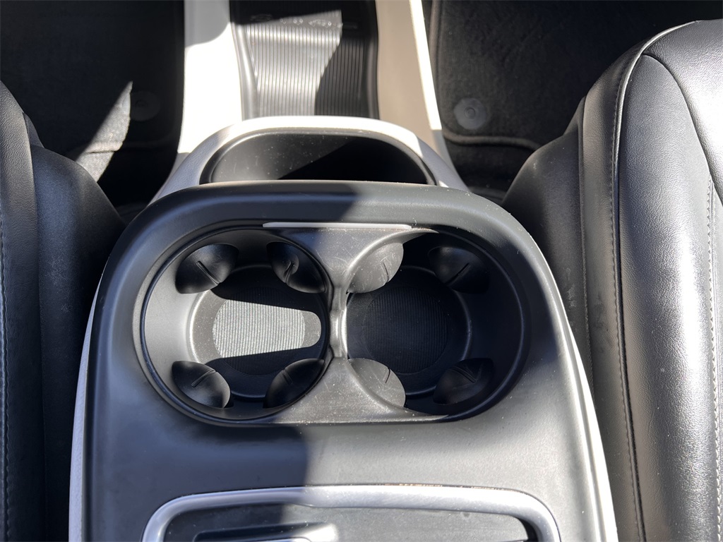 2024 Chrysler Pacifica Touring L photo 37