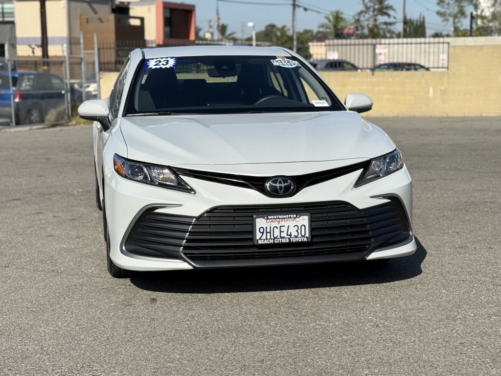 2023 Toyota Camry LE photo 2