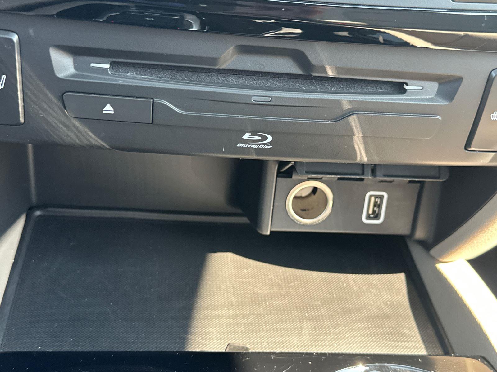 2021 Honda Pilot Touring photo 23
